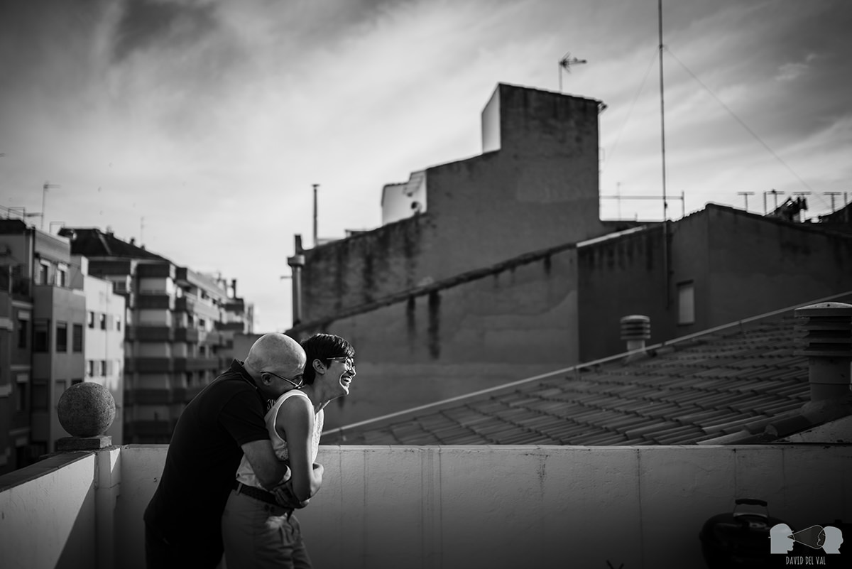 fotógrafos-bodas-lleida-barcelona-preboda-rural-amapolas-roselles