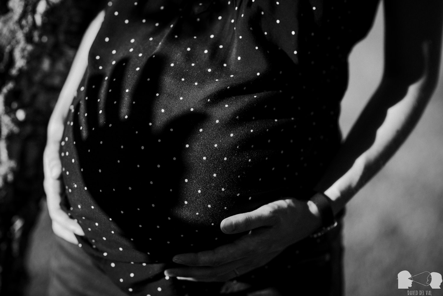 Fotografia d'embaràs a Lleida, Barcelona, Tarragona i Girona. Fotograf de familia i de nens. Sessió d'embaràs. Sesión de embarazo, embarazada